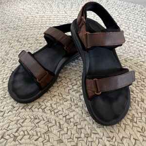 Olakai Classic Leather Brown Men's Sandals With Velcro Closure